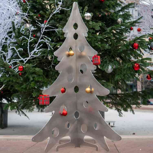 Artificial Christmas tree design and resistant in aluminum