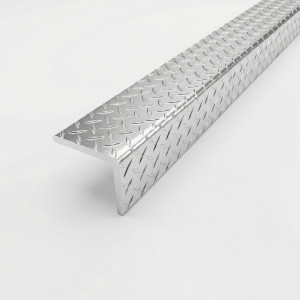 Profilé L en aluminium larmé sur mesure | John Steel