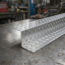 Z-Profil Aluminium Riffelblech| John Steel