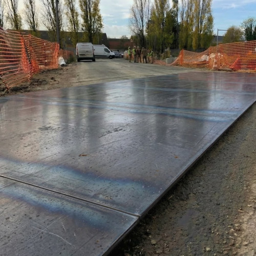 Custom-made raw steel road plate - roadway protection