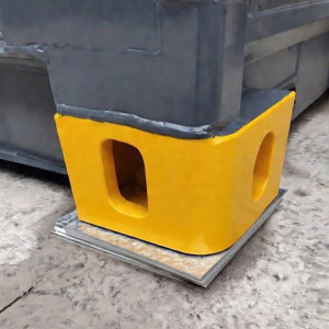 Custom-made galvanized steel spreader plate - protection and stability