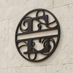 Monogramma in metallo personalizzato lettera E