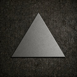 Triangle inox texture cuir sur mesure | Découpe laser John Steel