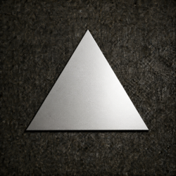 Triangle inox marin brut et brillant sur mesure | John Steel