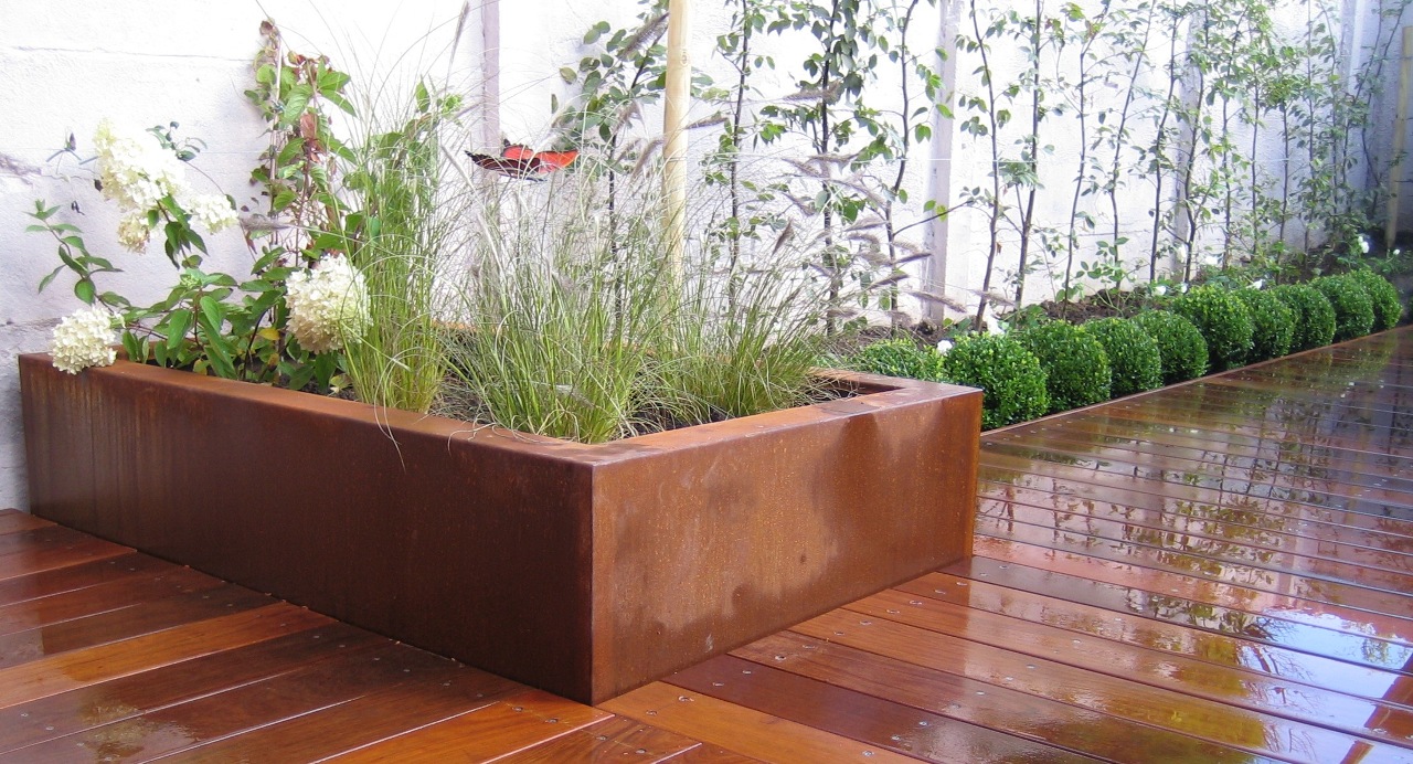 acier-corten-metal-jardin