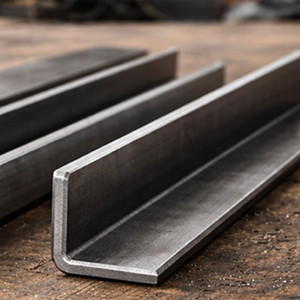Profilés et barres métalliques sur mesure