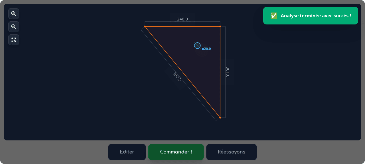 Résultat de l'analyse IA d'un croquis photo réel : le triangle dessiné à la main avec cotes manuscrites « 248 » et « 301 » voit son contour repris à l'identique, cotes pré-remplies 248.0 et 301.0, hypoténuse calculée automatiquement à 390.0 et le percement annoté « ø20 » affiché ø20.0 —