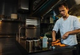 Tout savoir sur le plan de travail en inox !