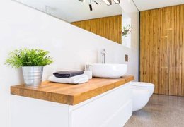 Che legno per un bagno?