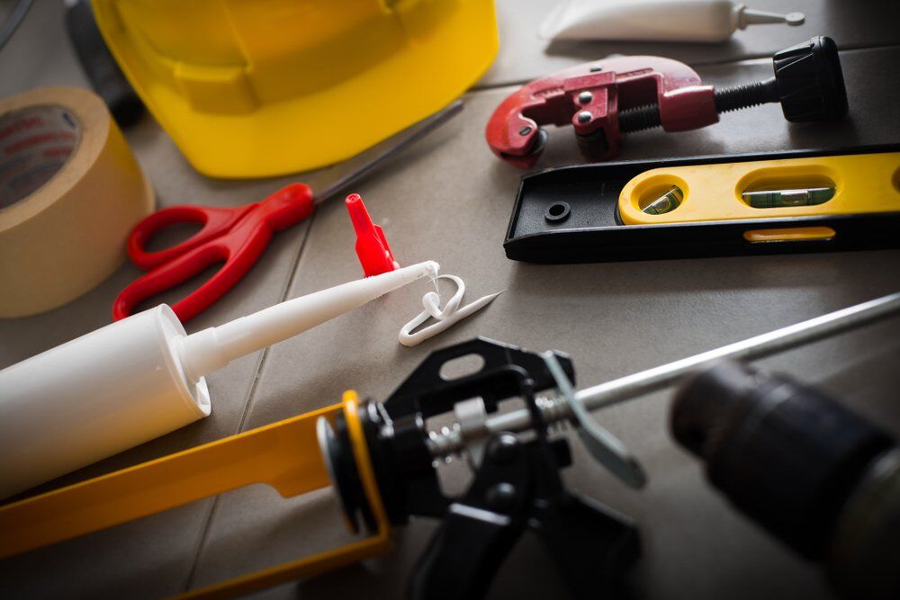 How to install a metal kitchen backsplash?