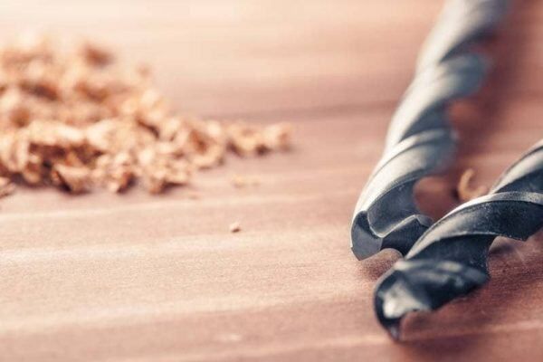 Wie bohrt man Holz wie ein Profi?