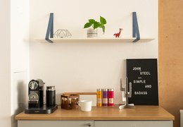 Hoe maak je een op maat gemaakt houten plank?