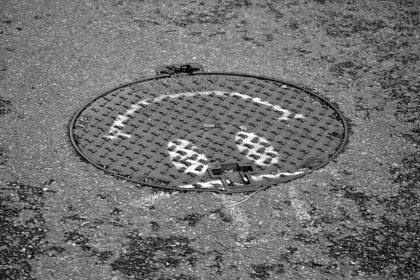 Comment réaliser une plaque d’égout ?