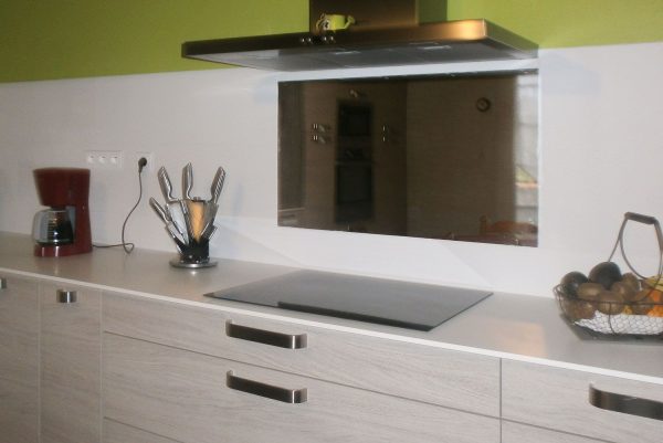 Fond de hotte en miroir inox